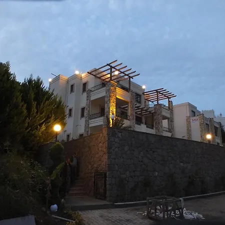 Liona Apartment *
